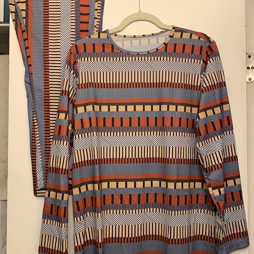 Men’s top and pants set